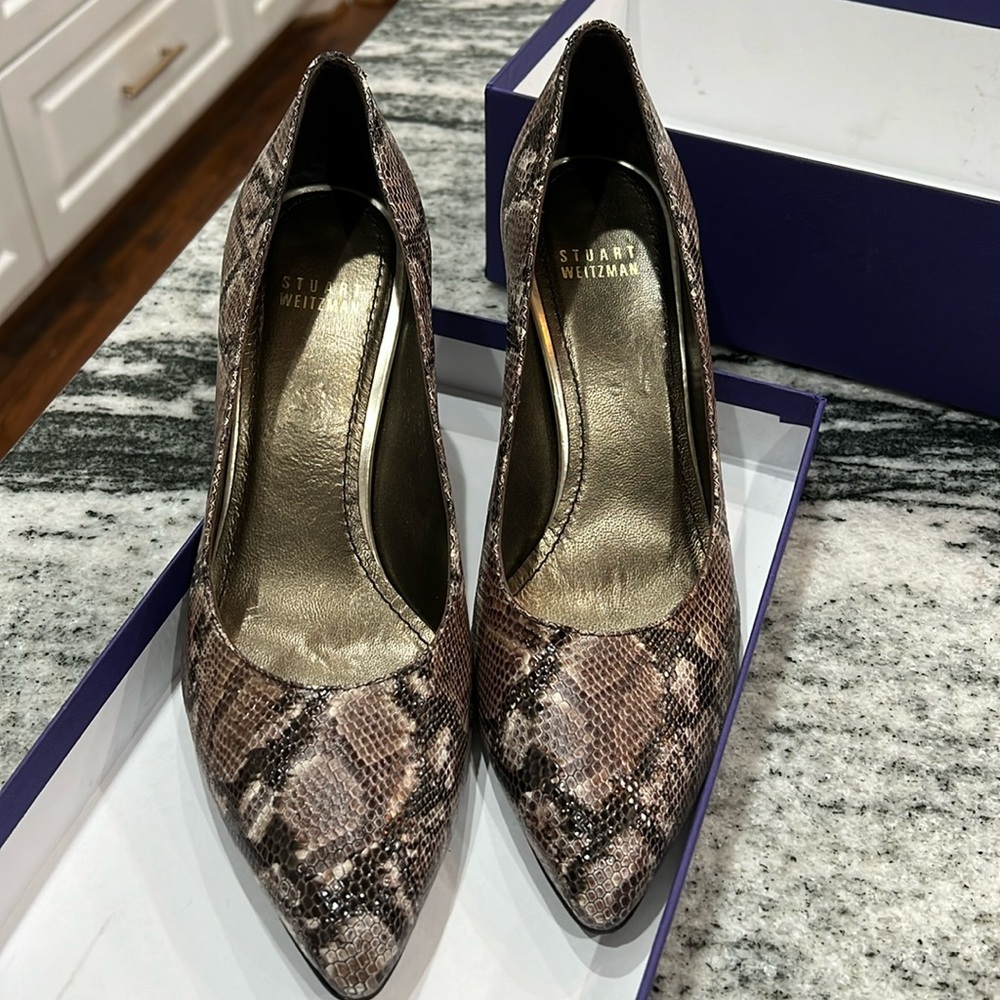 Stuart Weitzman Taupe Snakeskin Pumps